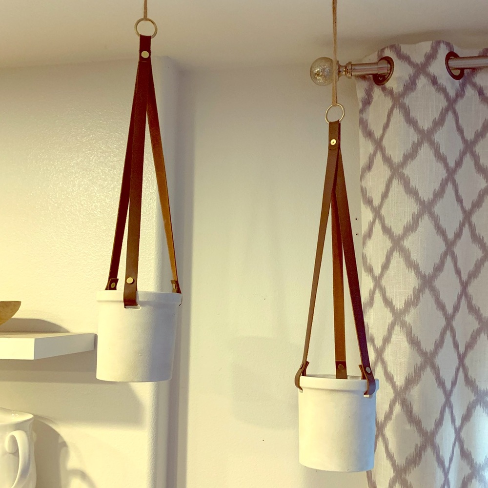 Hanging Planter Pot with Leather Straps